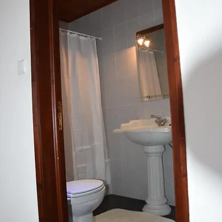 Casa Restaurada Em Сasa de vacaciones Rabo de Peixe