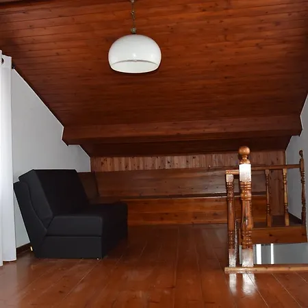 Casa Restaurada Em Rabo de Peixe